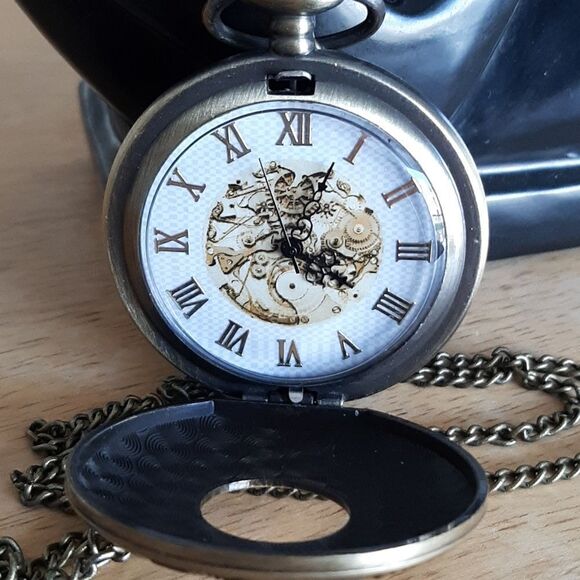 NWOT Universal 12 constellations quartz copper pocket watch with matching chain - Picture 3 of 5